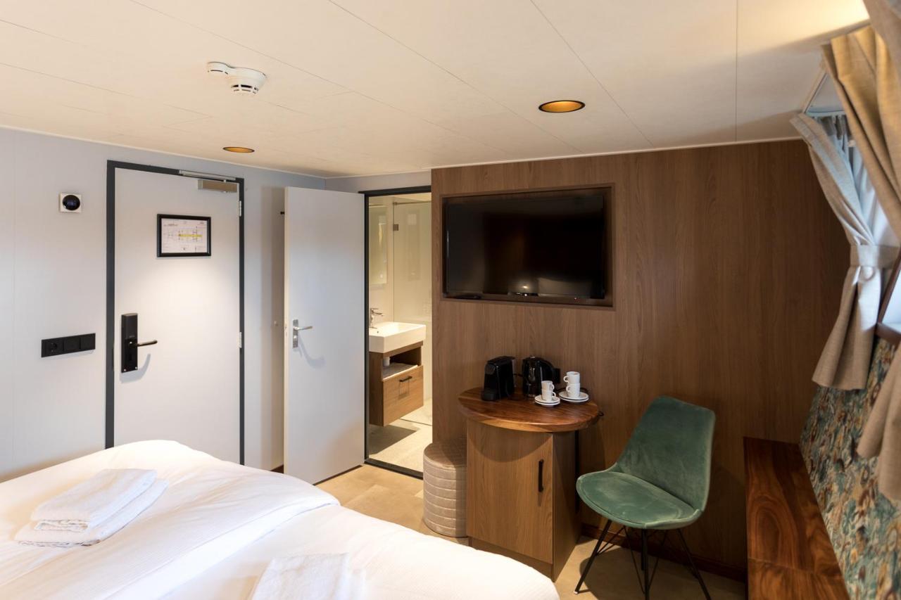 Hotelboot Koningin Emma I Kloeg Collection Hotel Vlissingen