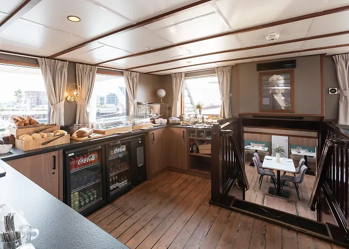 Hotelboot Koningin Emma I Kloeg Collection