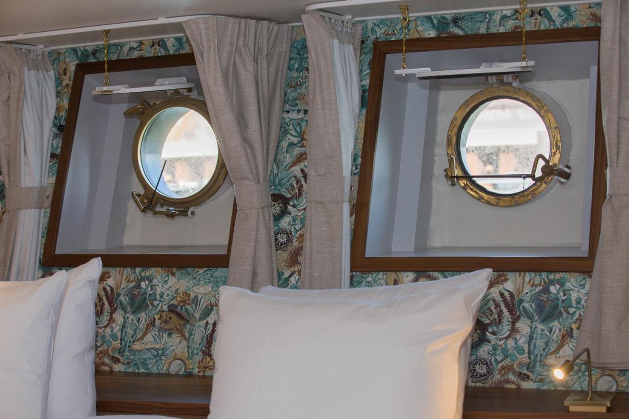 Hotelboot Koningin Emma I Kloeg Collection Flessingue